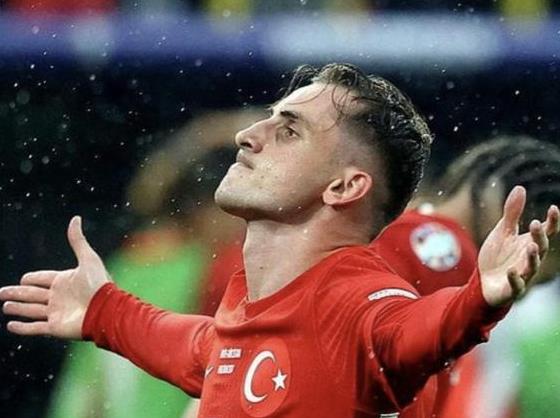 阿克蒂爾科奧卢領銜土耳其開啟歐洲杯新紀元
