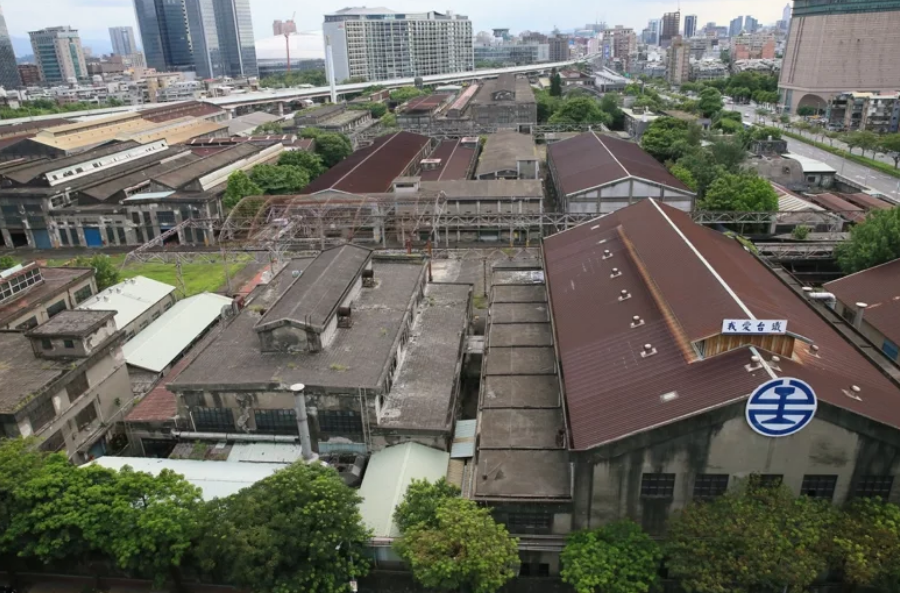 台鐵轉型升級，加速債務償還策略