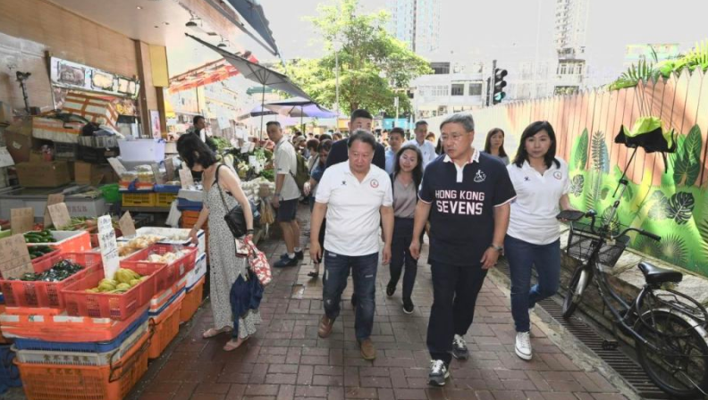 卓永興巡視新界三區衛生黑點，確保整頓成果持續改善