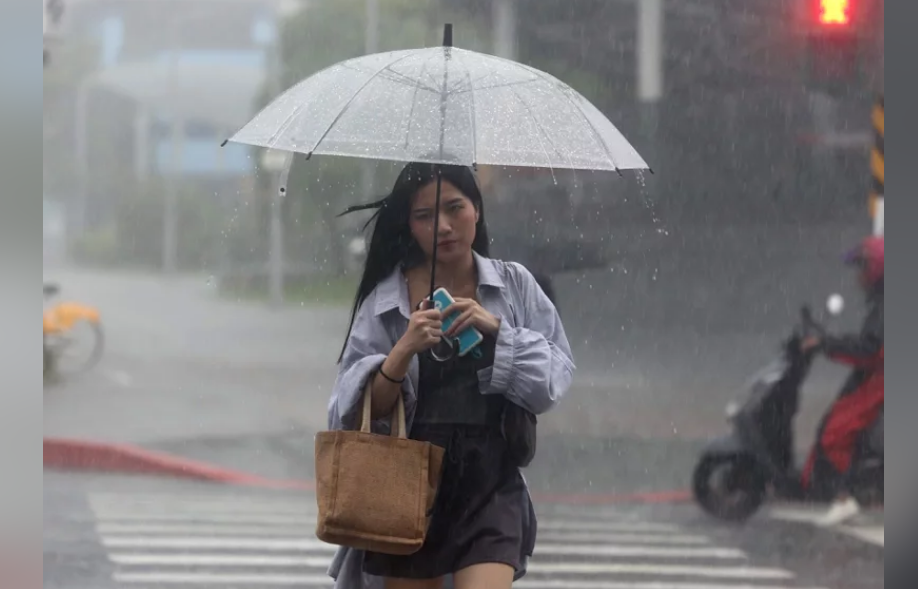 氣象局發布大雨特報：南台灣多區山區恐遭強降雨侵襲